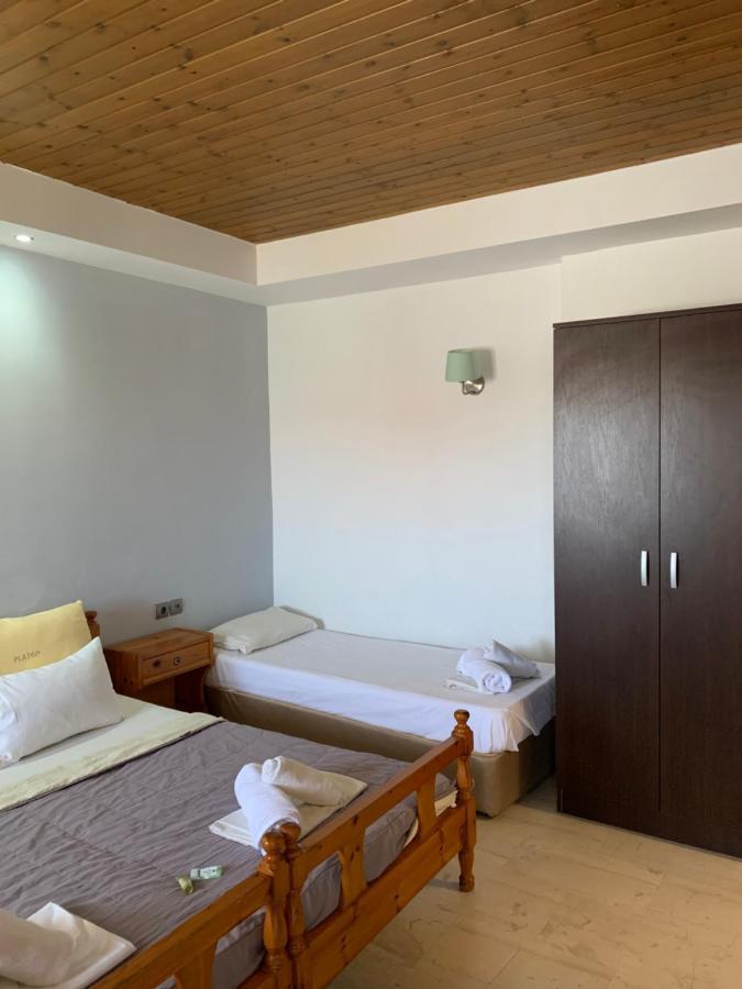 Hotel Platon Neoi Poroi Exterior foto